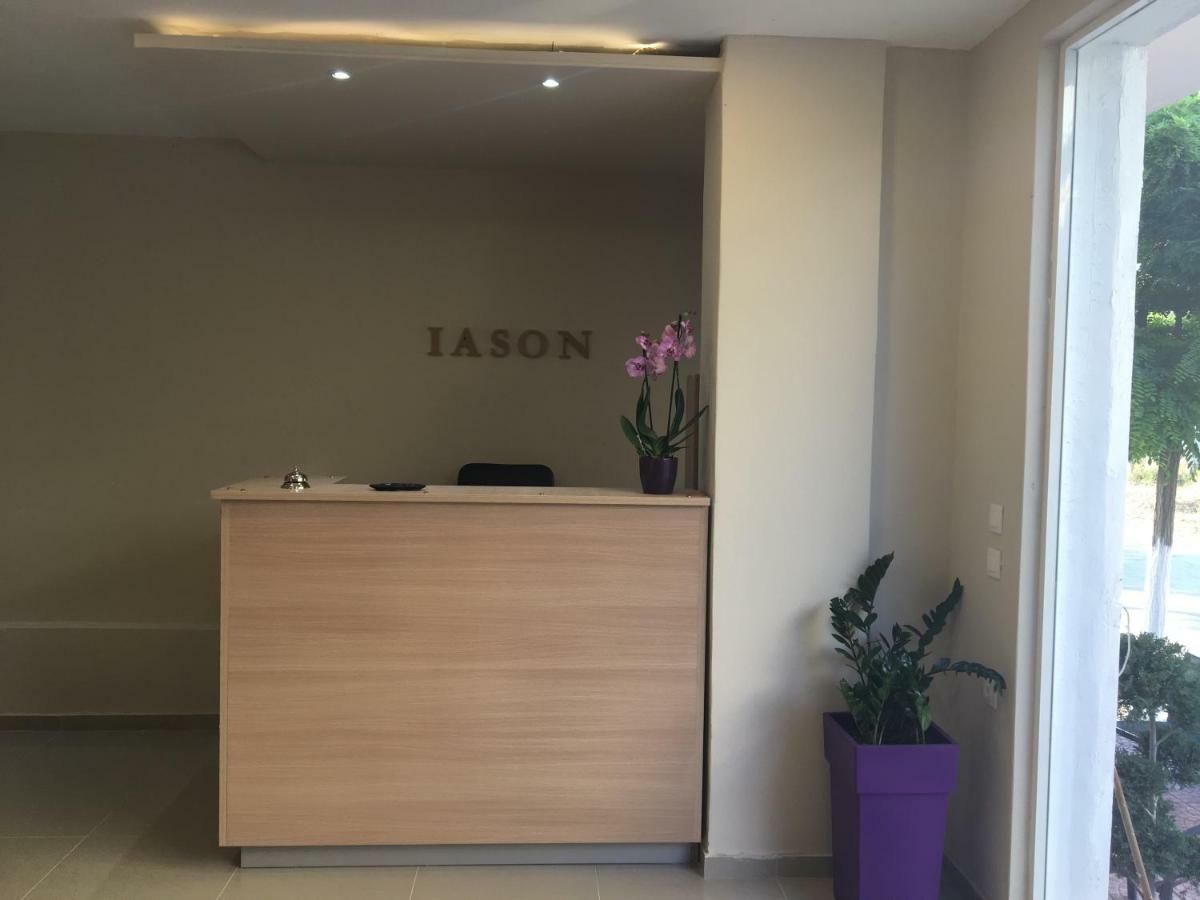 Iason Apartments 루트라 에디프수 외부 사진